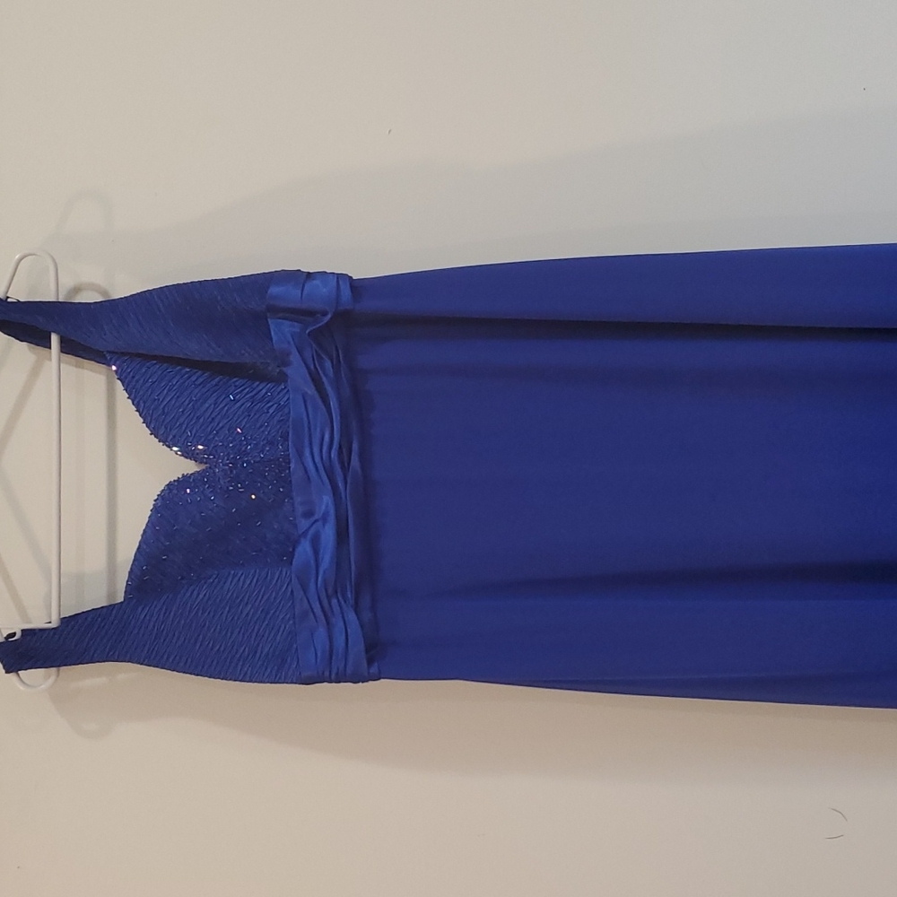 Nox Women's Gown